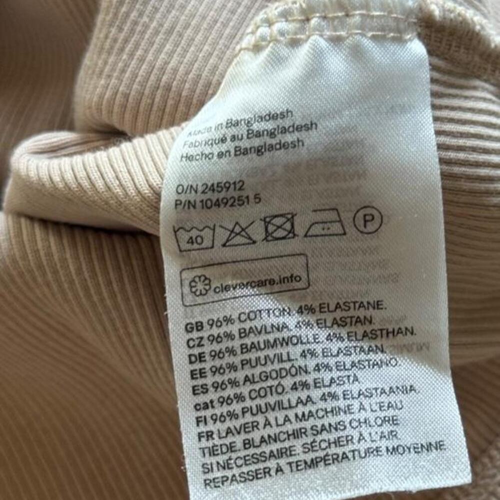 H&M Tank Top - Picture 3 of 4